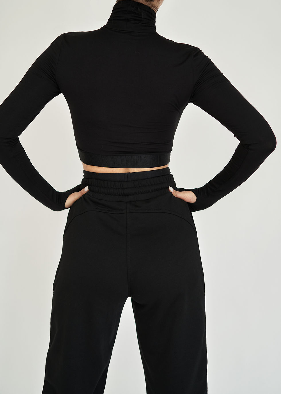 Miniature : Black Pants