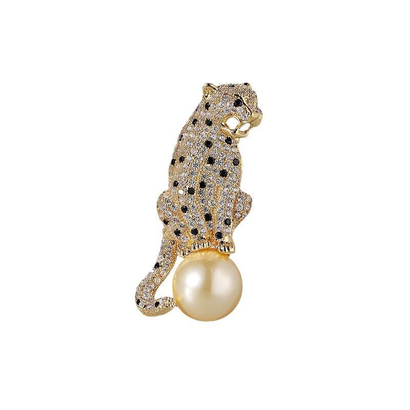 Luxury Leopard Brooch Pin Gold Tone Cubic Zirconia Animal Brooch