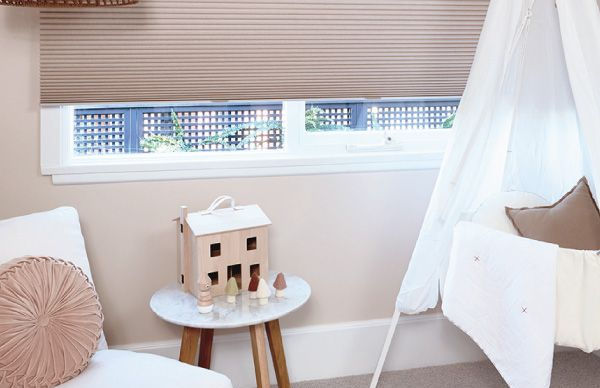 Duette Shades_ HunterDouglas - blackout arthurdecor