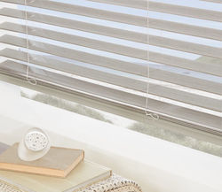 persiana de madeira hunter douglas