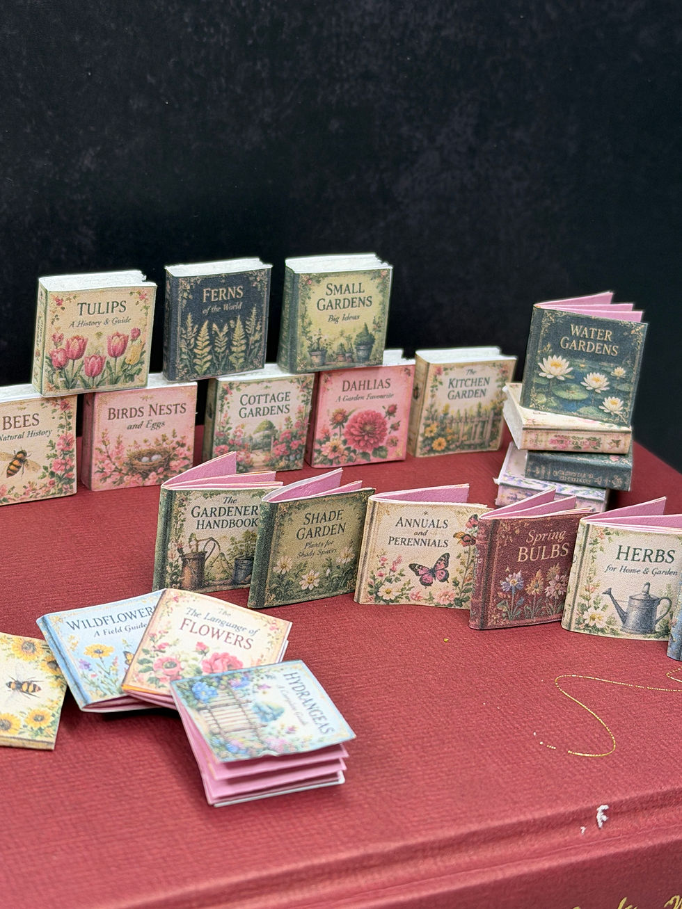 Thumbnail: 24 x Gardening Book Set 