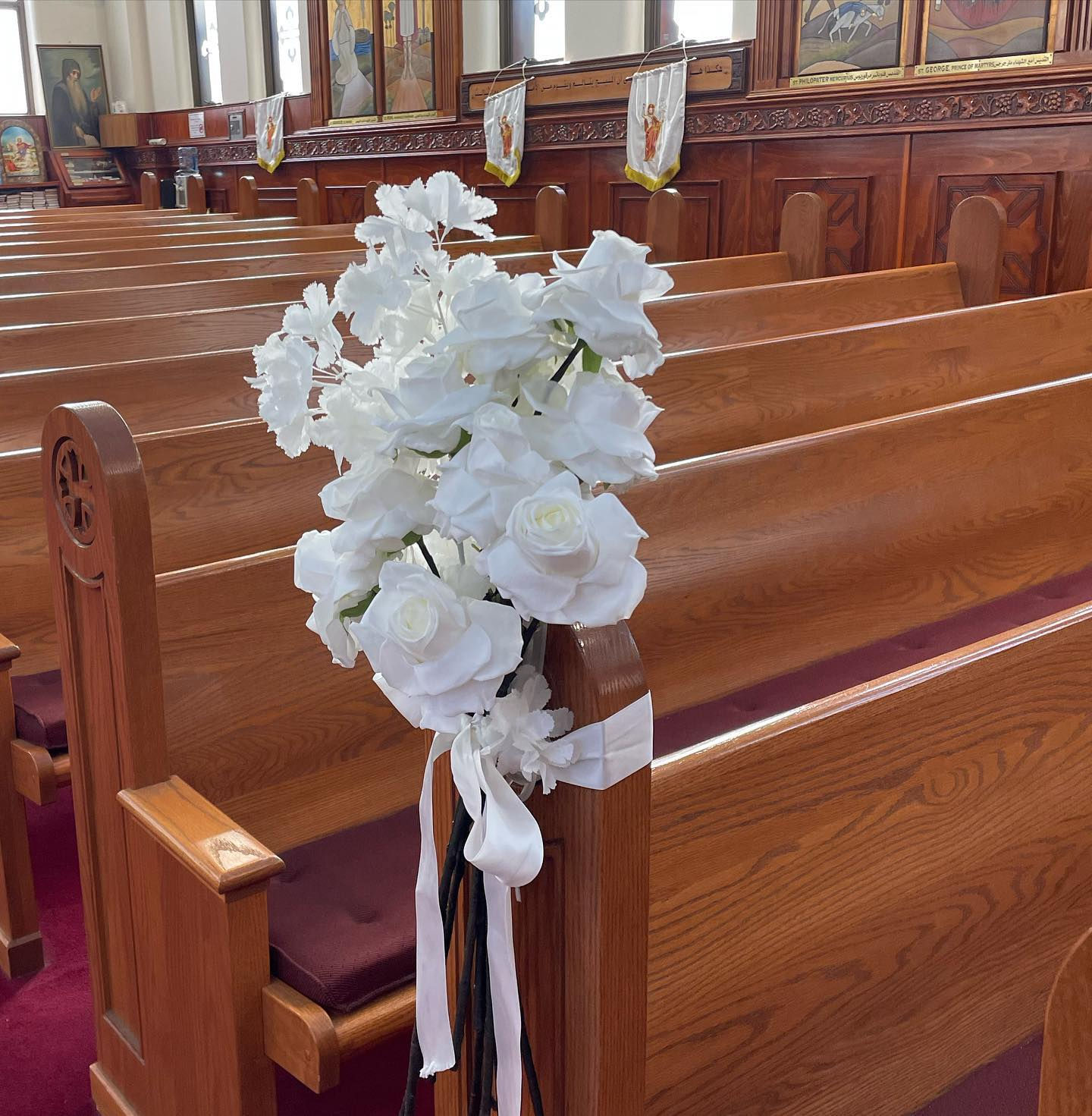 Church pew flowers - full flowers 