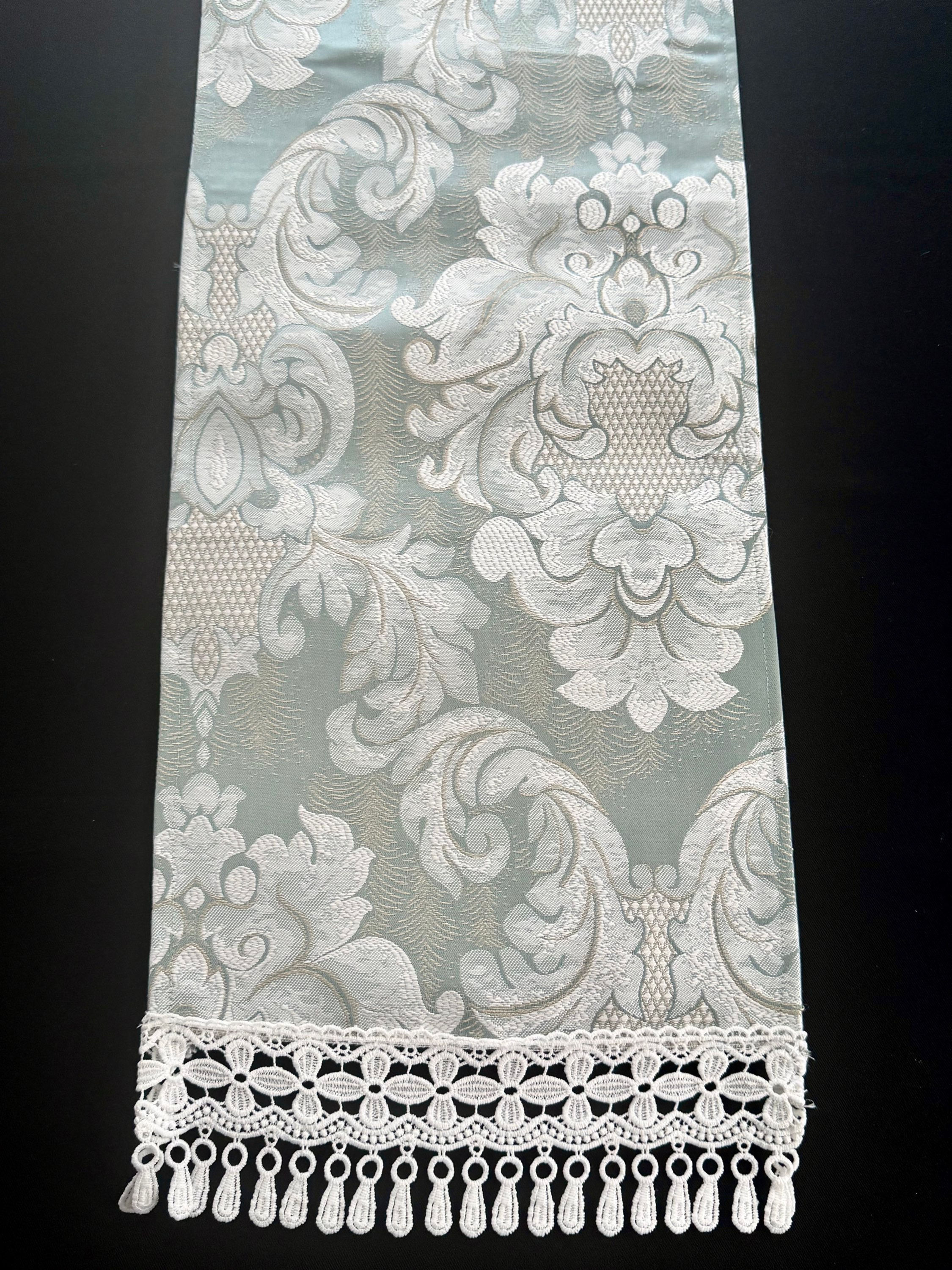 【テーブルランナー】シャイニーアクア（24×215）レース付き