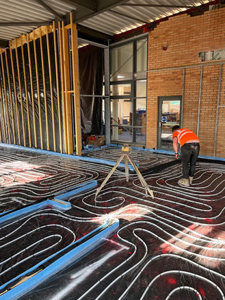 Liquid floor screed.