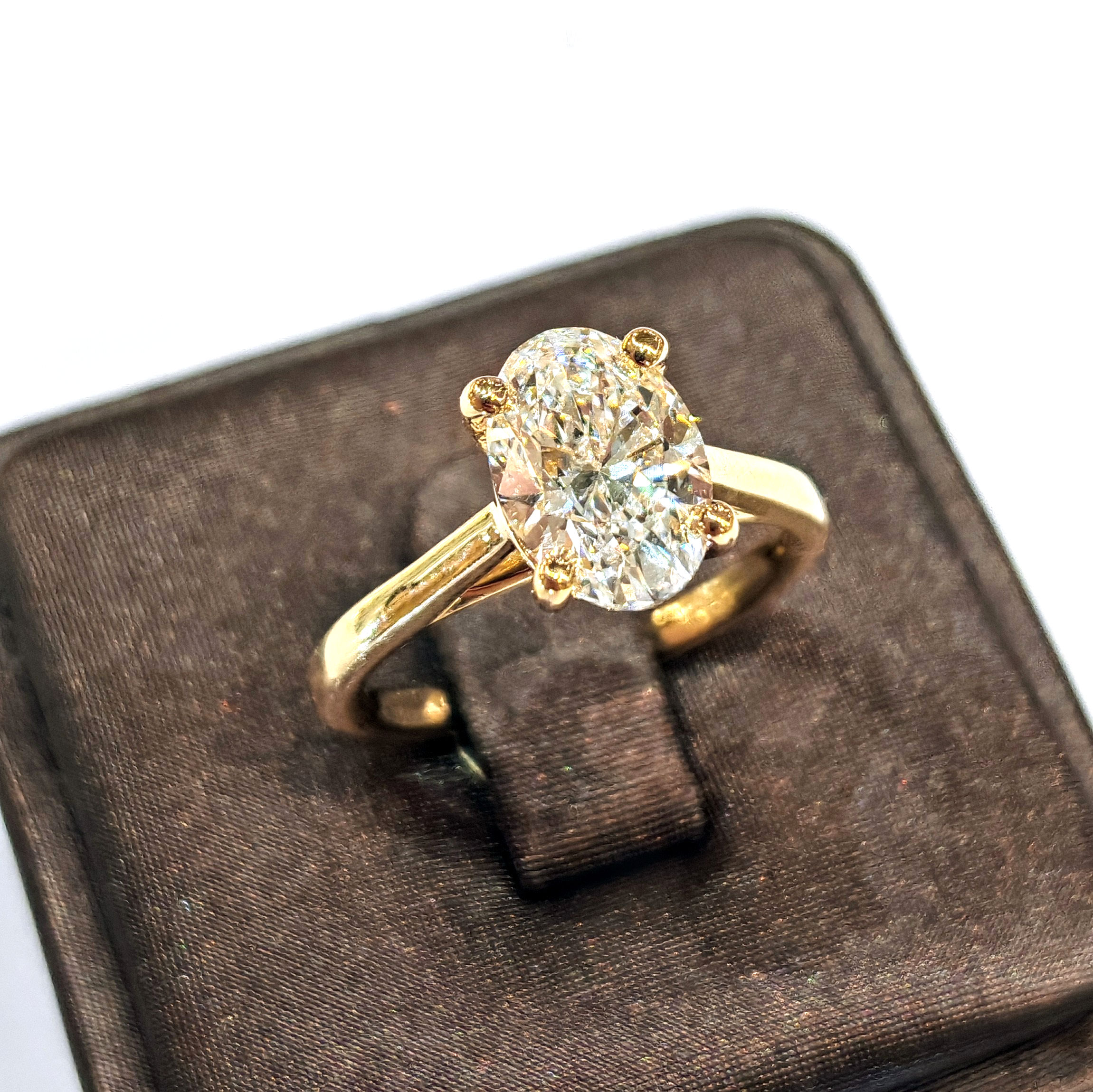 Lab Grown Diamond Solitaire Ring 18ct, 2.50cts.