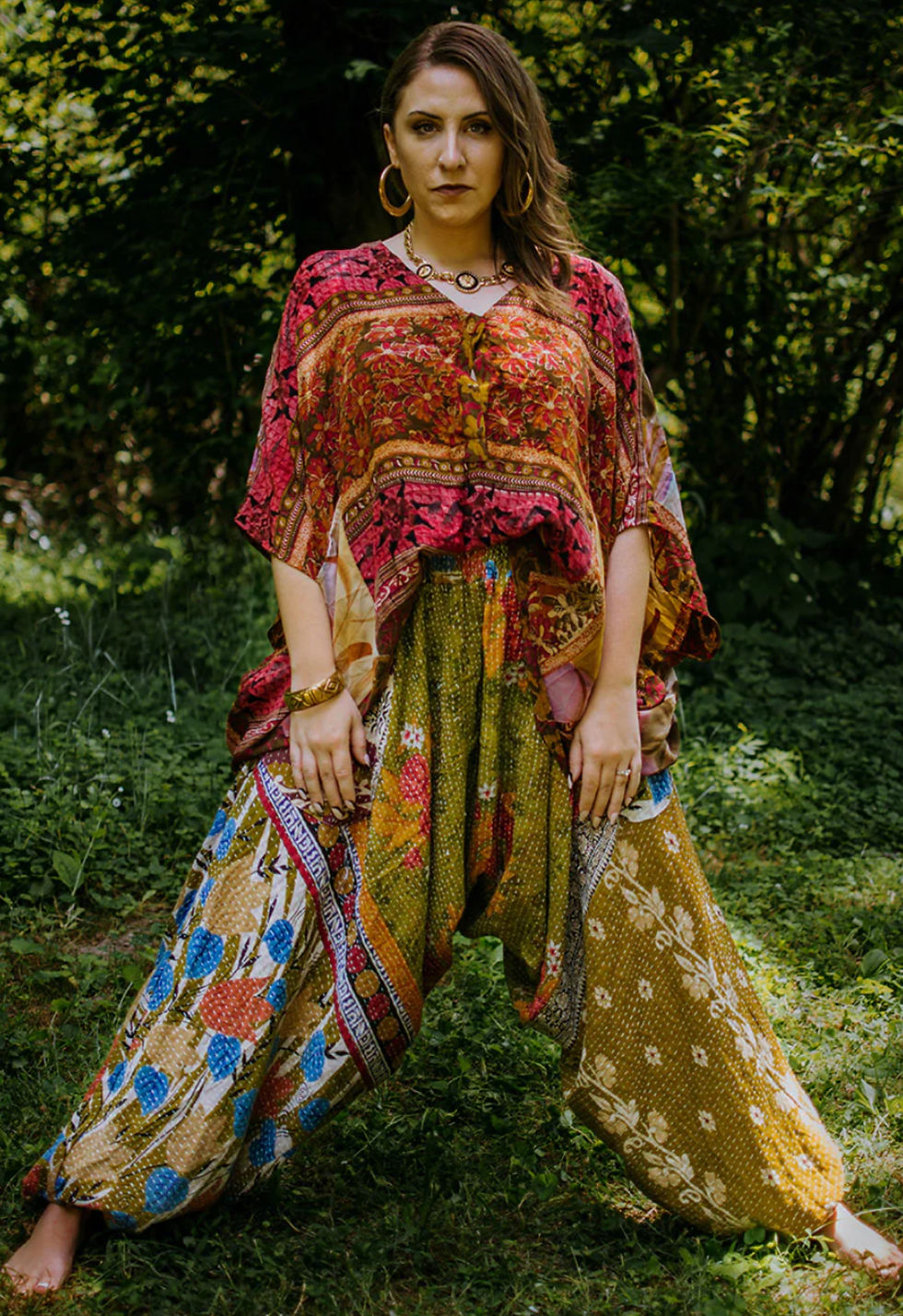 Thumbnail: Kantha Bae Everyday Harems
