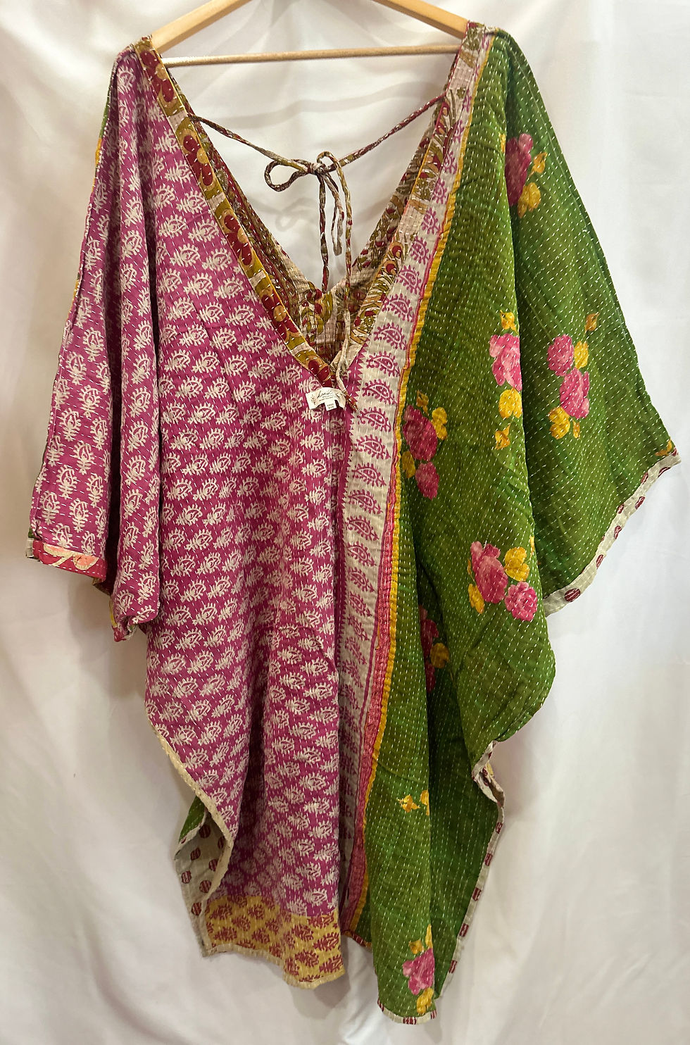 Thumbnail: Kantha Bae Moondance Muu