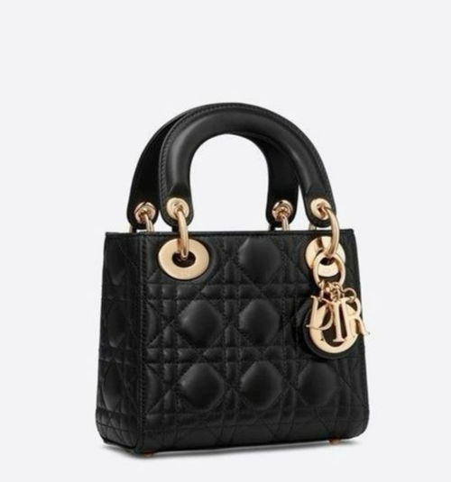 Bolso nombrado Lady Dior en honor a la princesa Diana de Gales.(Foto:Pinterest)