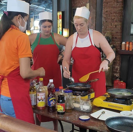 cooking class, Kampot Cambodia, group and family, things to do, activities
