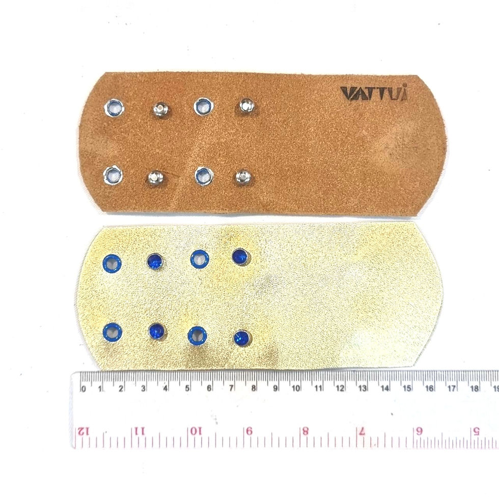 Thumbnail: Flat Toe Guard Leather Metallic Gold Blue  4-12 Size VATTUI โทว์การ์จหนังทองนำ้เ