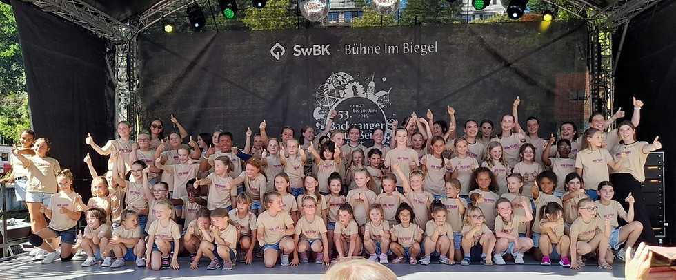 Straßenfest_2025.jpg