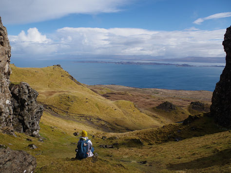 Bien arrivés sur l'île de Skye, et être reçus par le "Vieil Homme de Storr"...
