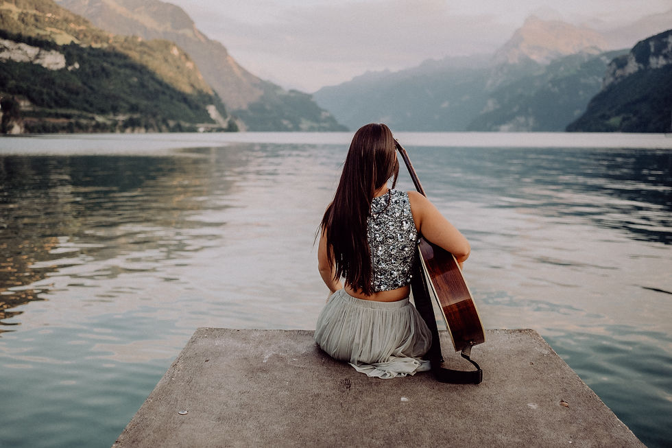Gitarristin Sängerin Musikerin Schweiz