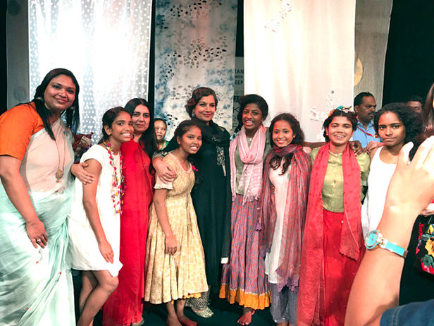 Shabana Azmi with Kranti.jpeg