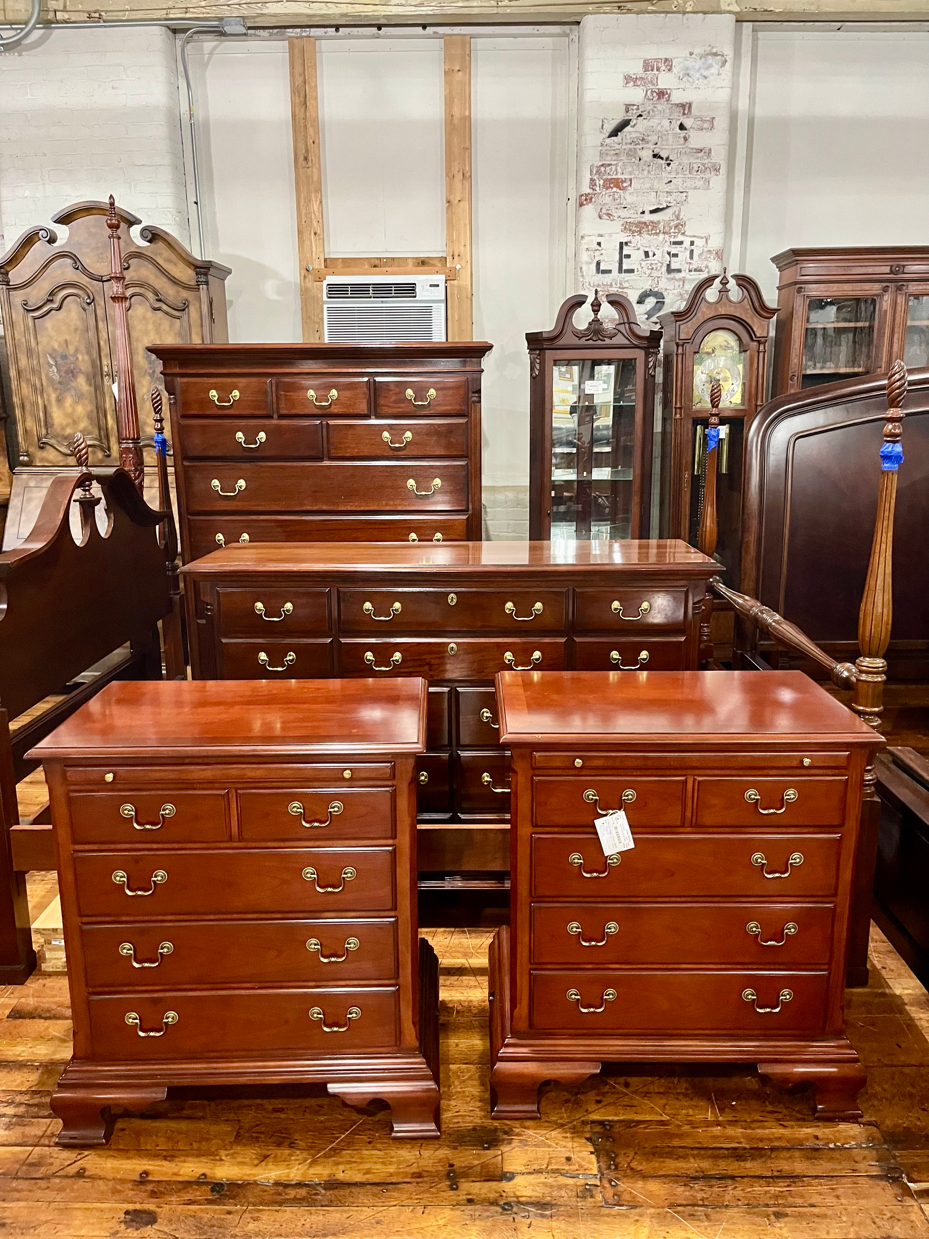 Thomasville Chests (Pair)