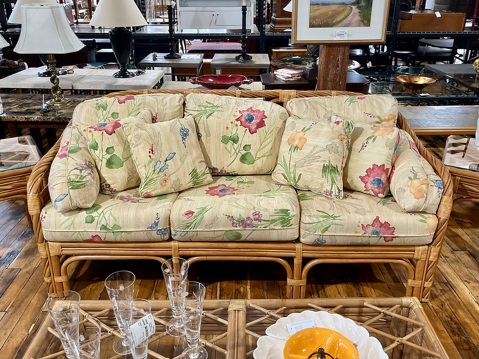Thumbnail: Benchcraft 8 Piece Rattan Set