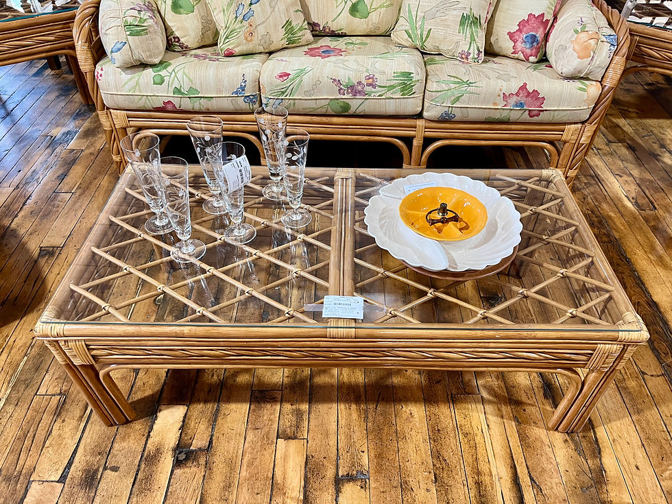 Thumbnail: Benchcraft 8 Piece Rattan Set