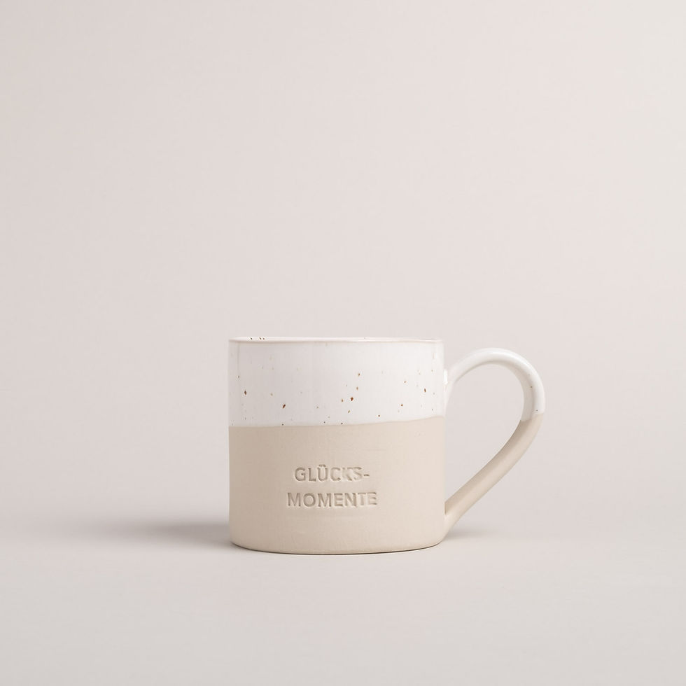 Miniaturbild: Grosse Tasse "Glücksmomente" Steingut von Eulenschnitt, im Bazar in Seewis kaufen