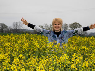 Daniela – Liebevolle Berührung, die verbindet