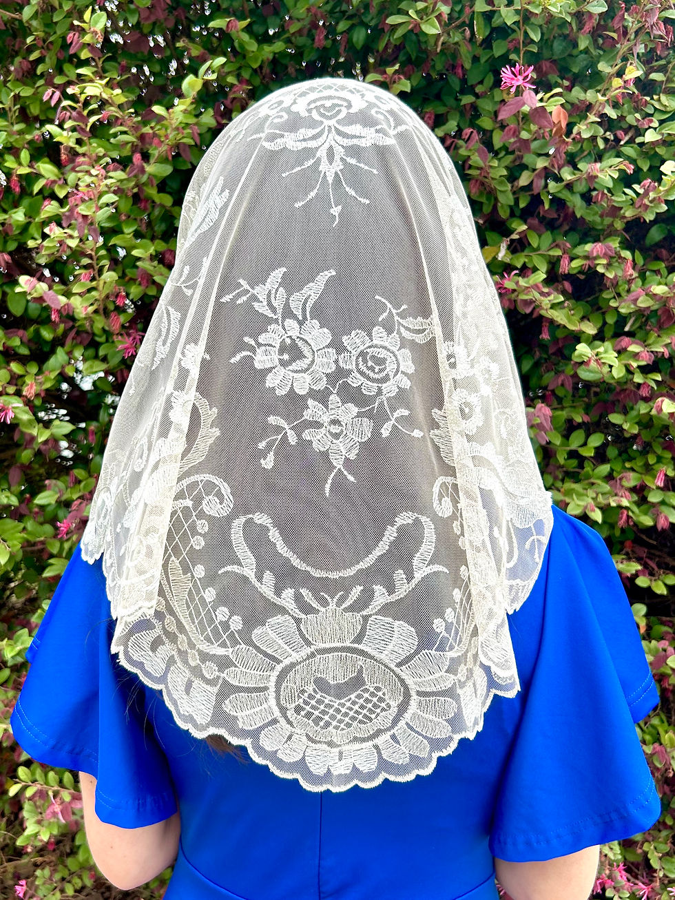 Thumbnail: Ivory Melody Mantilla Veil Large