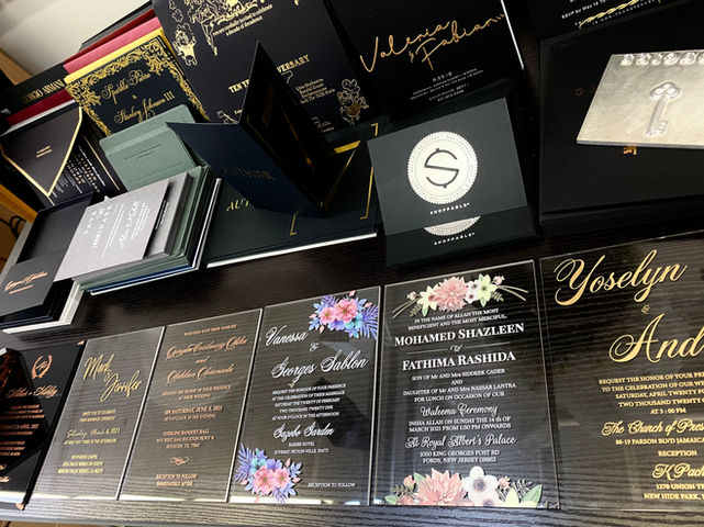 CUSTOM ACRYLIC INVITATIONS