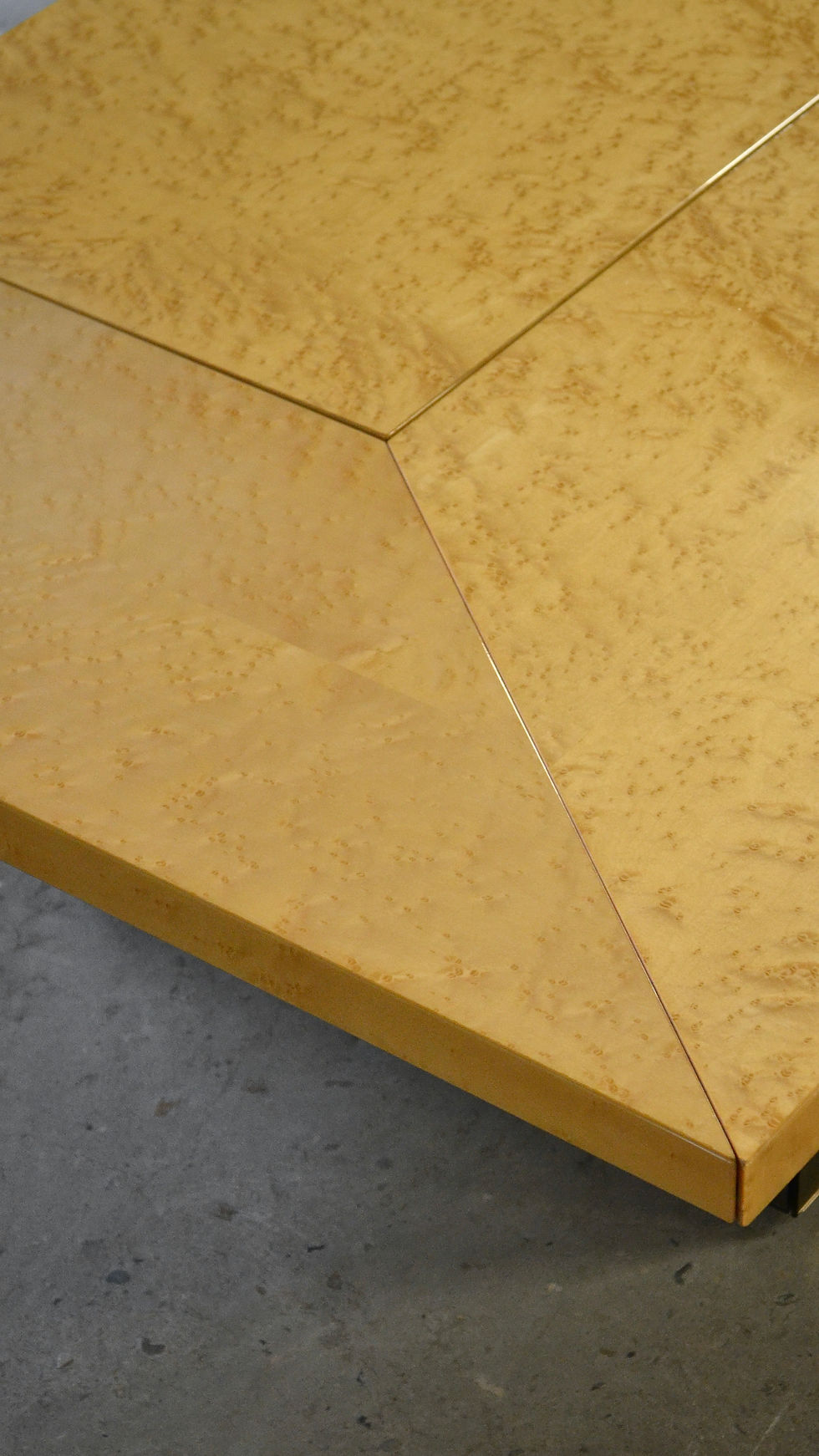 Miniature : Table basse & bar en Érable moucheté, Paul Michel, France, 1980's