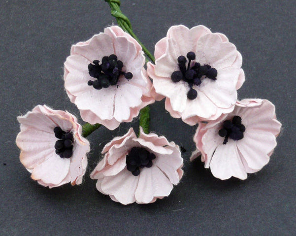 Thumbnail: 50 Mulberry Paper Poppies. Size 25mm.