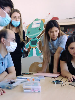 FGCP1R_X0AcLucR.jfif