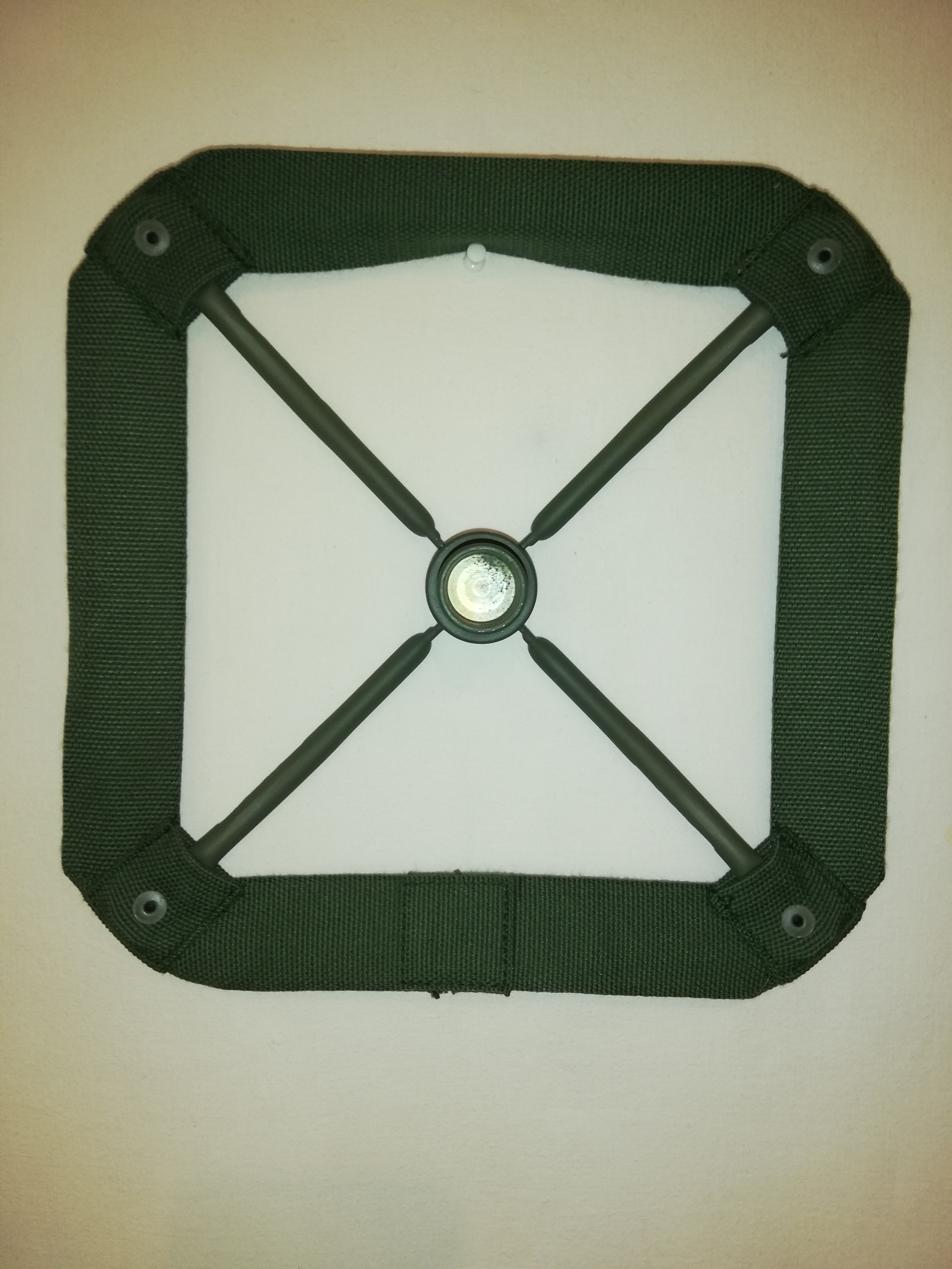 Support filet camouflage BW