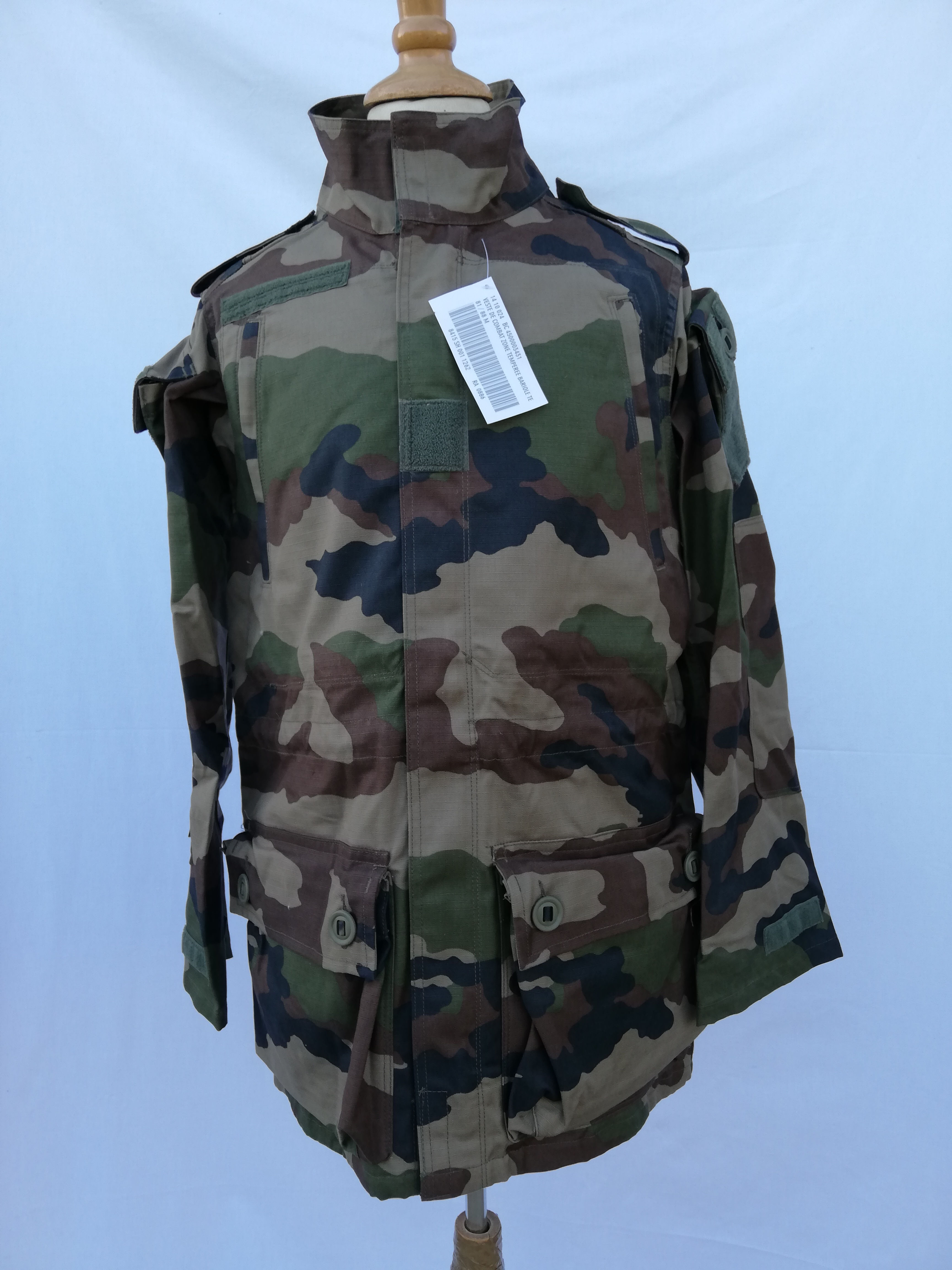 Veste Félin neuve T4S2 zone tempérée.