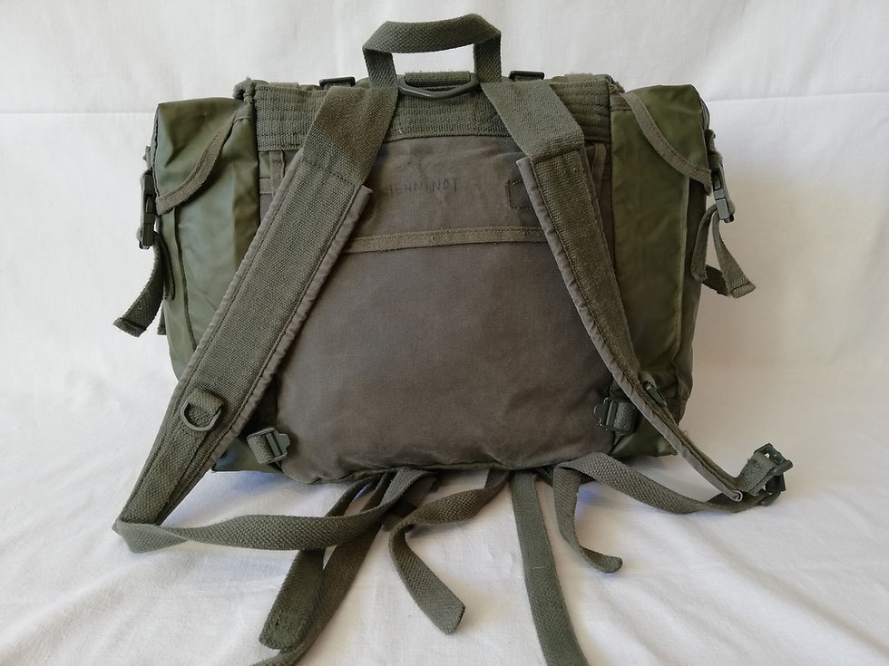 Miniature : Musette de combat F2