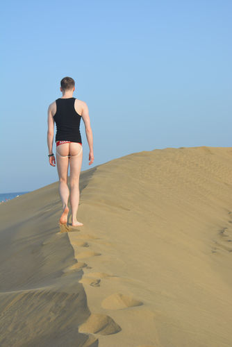 Lewis London_013SEP 2021.JPG