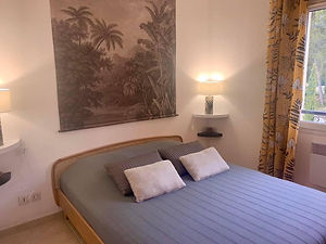 Villa Roucas Pont-Royal - Chambre ouest.