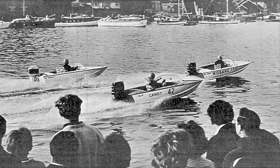 1964 Runabout racing.jpg