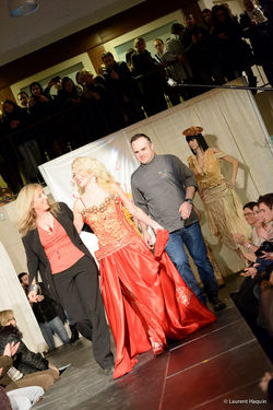 559969_348892561892408_1677850686_n