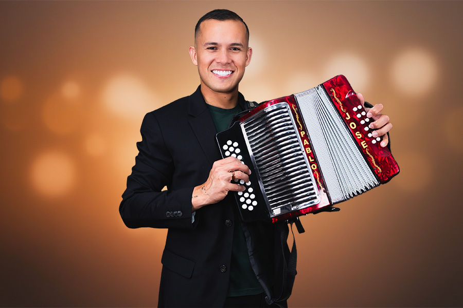 PABLO JOSE & UN VALLENATO EN CANADA
