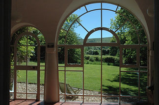 Arch onto Downs.jpeg