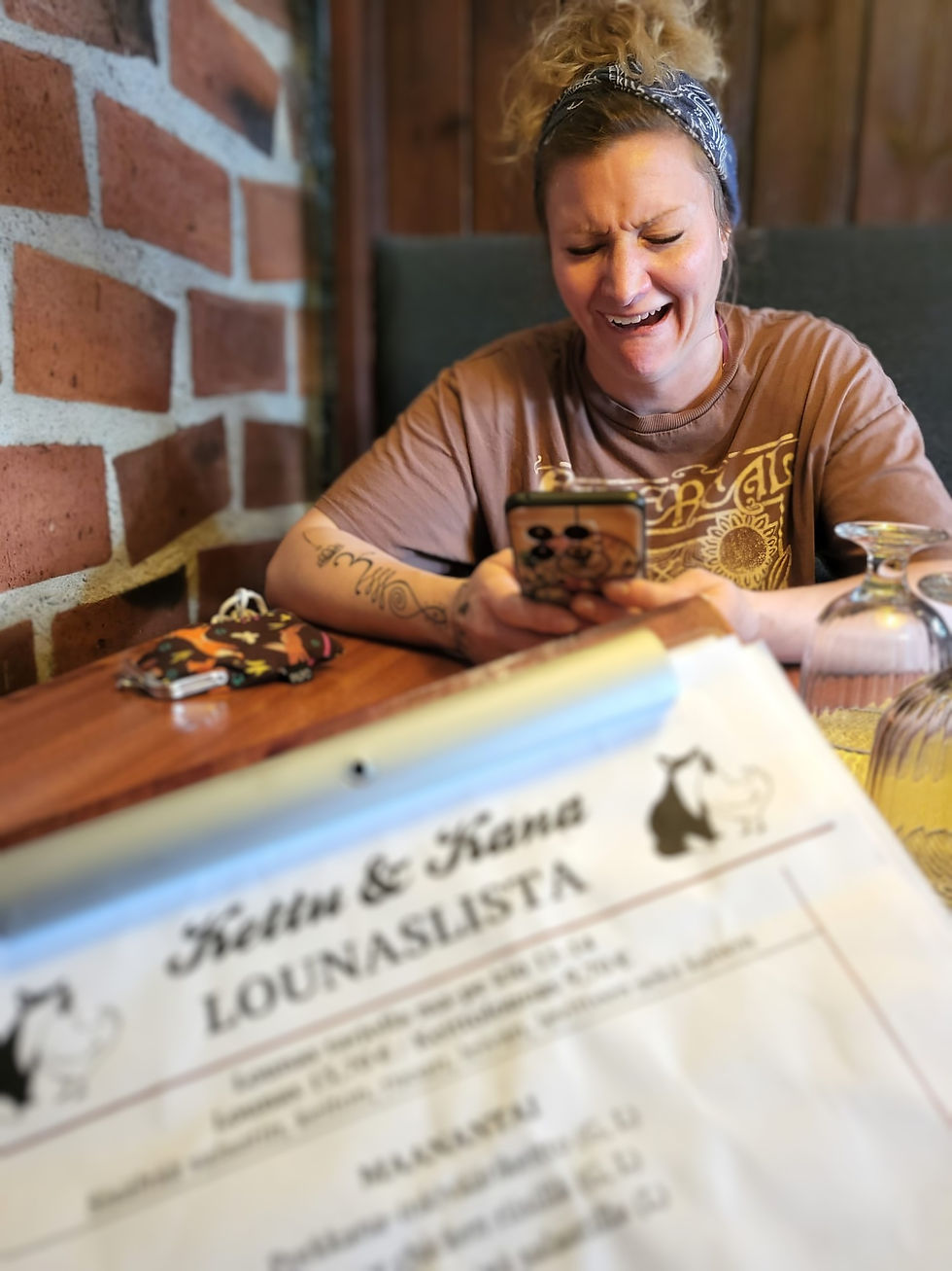 Osallistujalistan tsekkaus - itkeäkö vai nauraa?