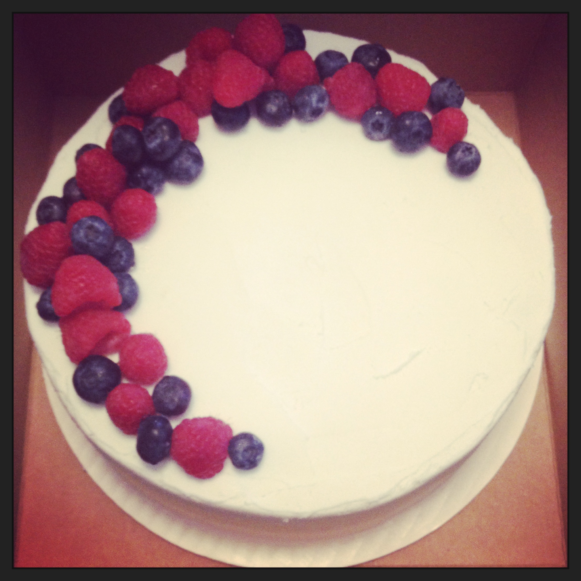 Cakes And Cupcakes Weddings Birthdays Parties