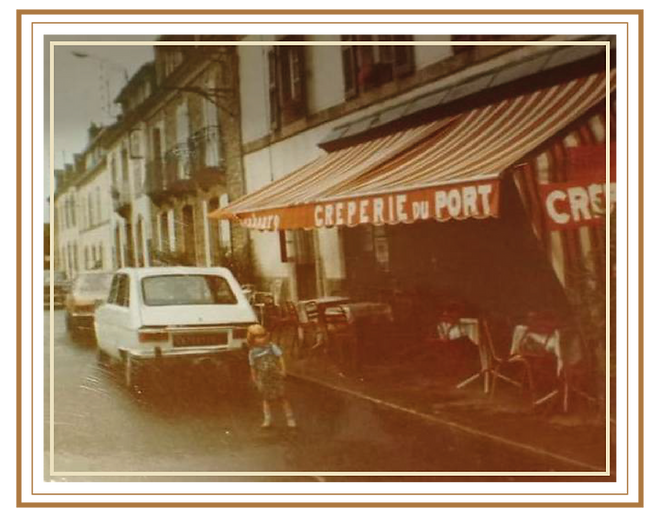 Devanture CrĂŞperie 90.png