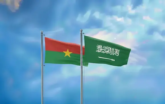 Saudi E-Tourist Visa for Burkina Faso citizens – Burkina Faso and Saudi Arabia flags representing online Saudi visa eligibility for Burkinabè