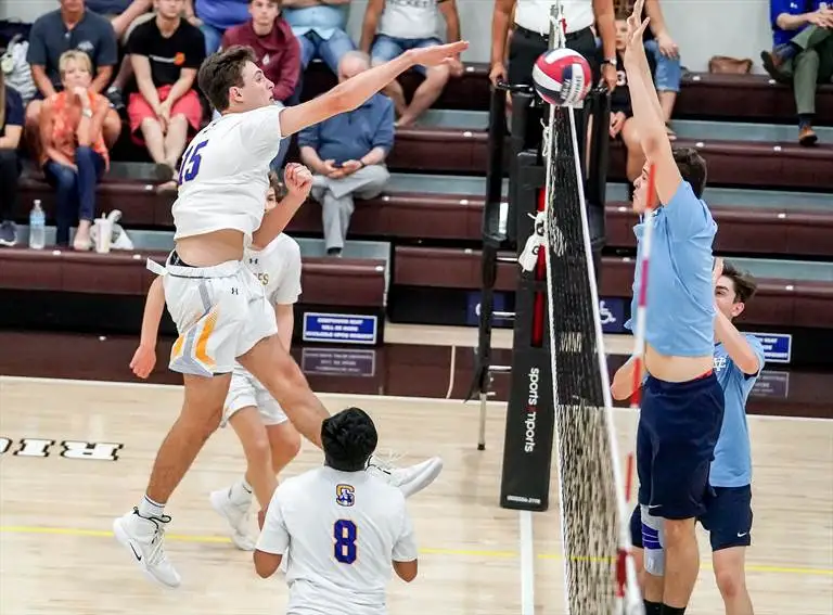 serra_vs_valley_christian_(cif_ccs_d2_final)_boys_volleyball_gint_federas.webp