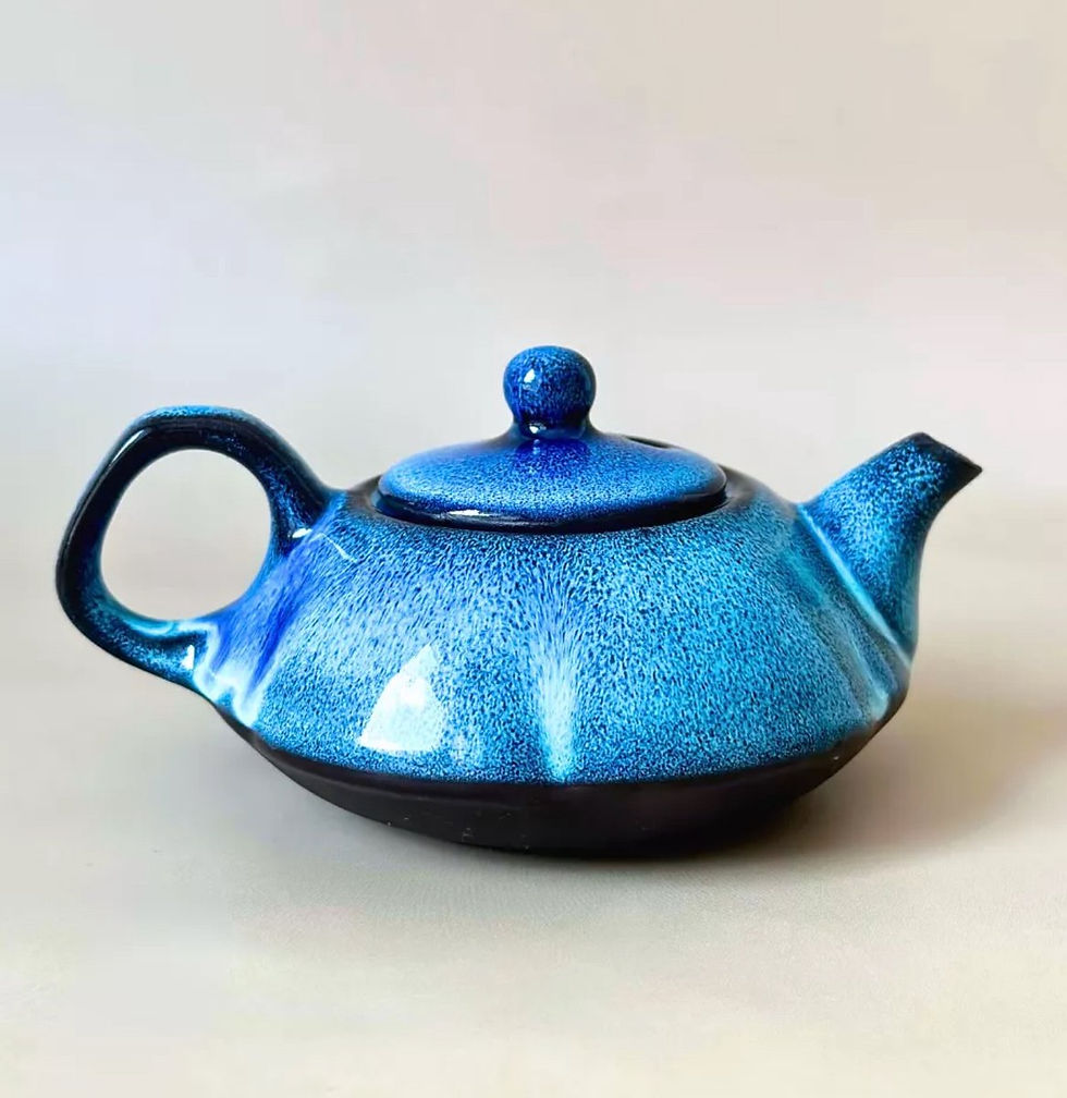 Thumbnail: Unieke Thee Set in Houten Doos – Met Theepot, 4 Mokjes & Chinese Thee