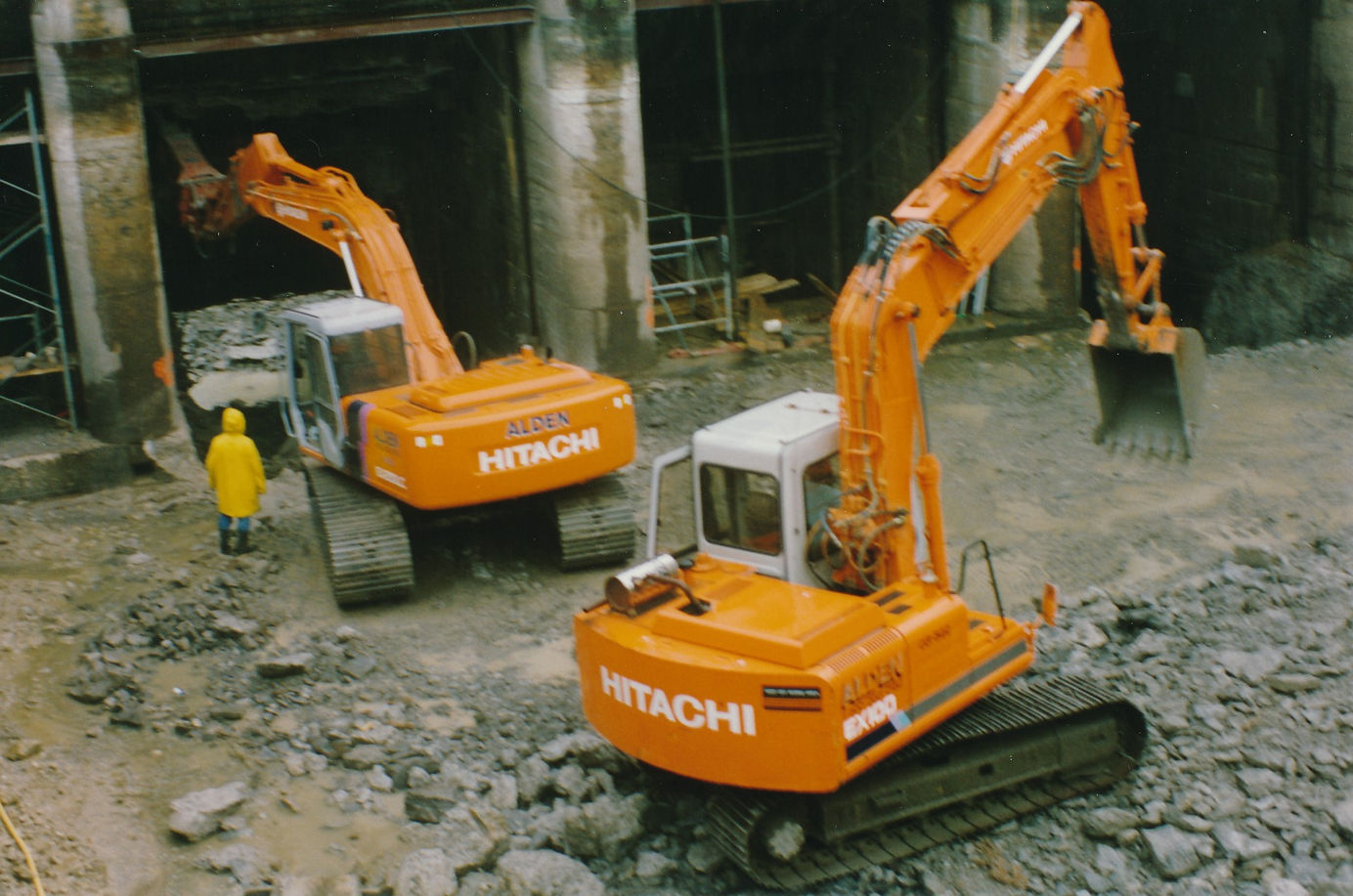 Excavation of upstream slab.jpg