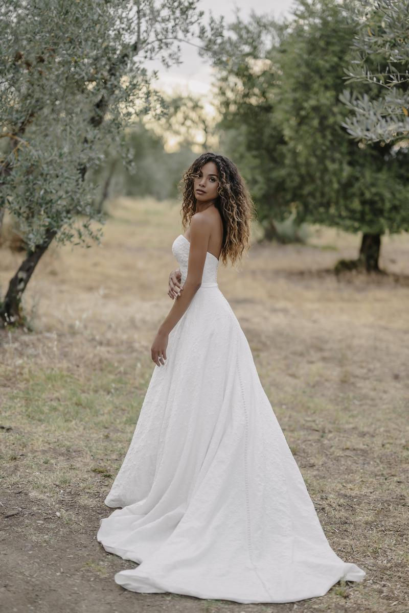 Thumbnail: Allure Rania Size 20