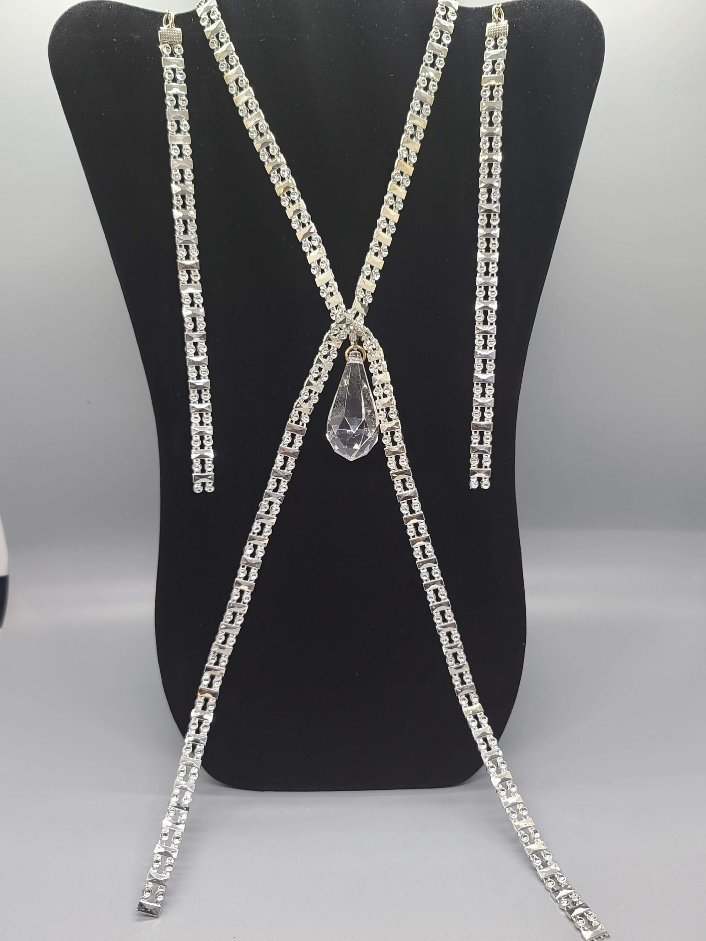 Bling trim "X" necklace set