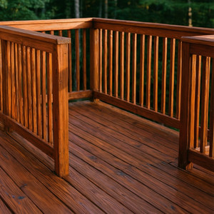 Custom Deck and Railing Refinish