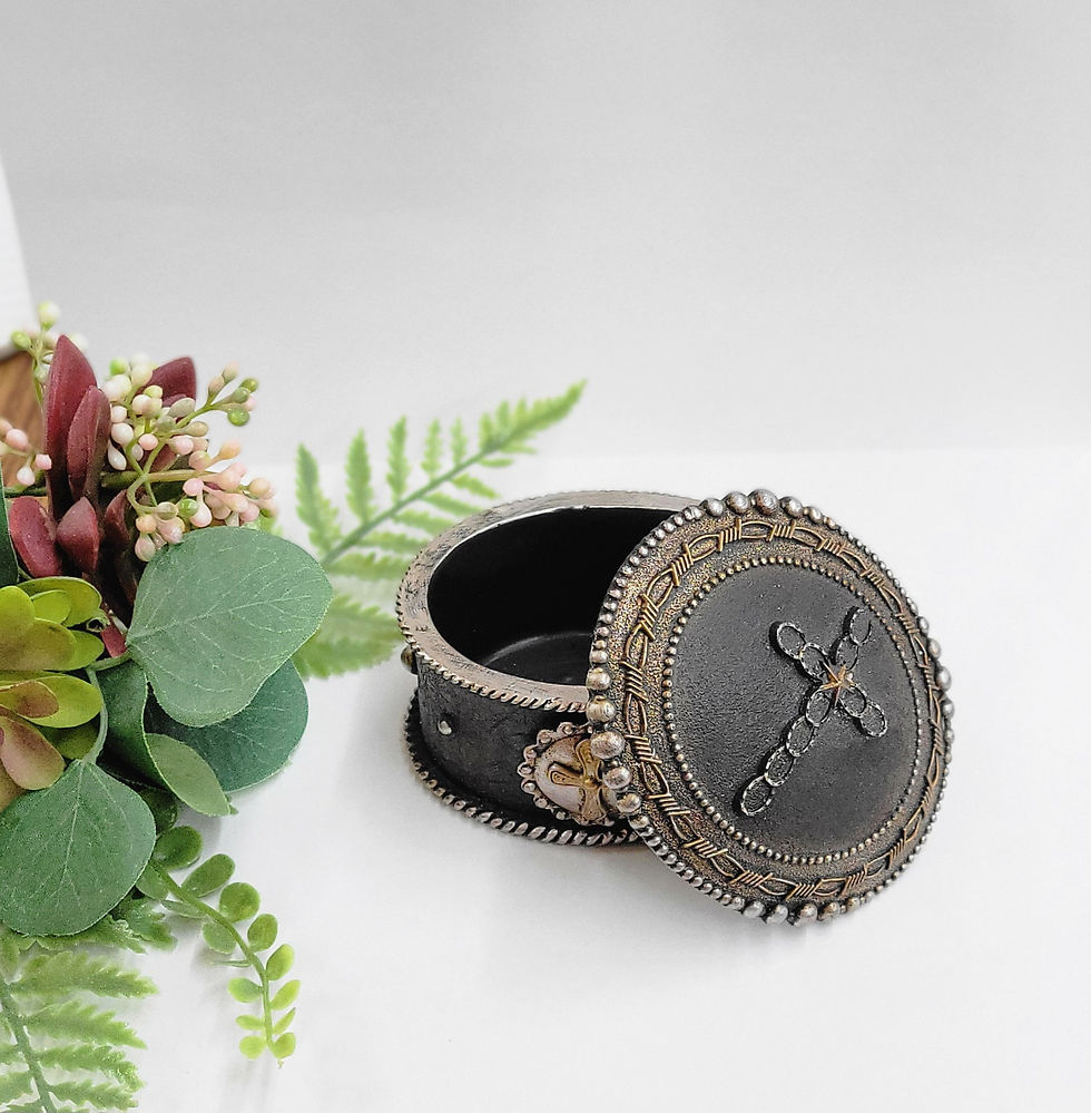 Thumbnail: Western Cross Trinket Box