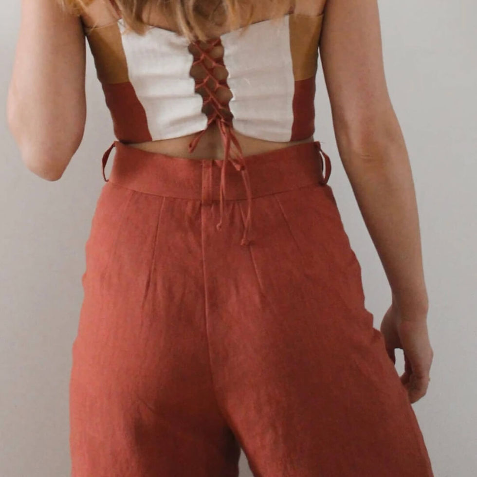 Thumbnail: Women's High-Waisted Flared Linen Pant