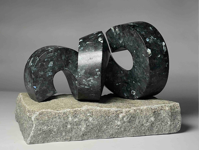 The model of Poseidon made of Larvikite (granite) from Norway. The base is made of granite (Bohus), which I will select in Sweden in the Summer.